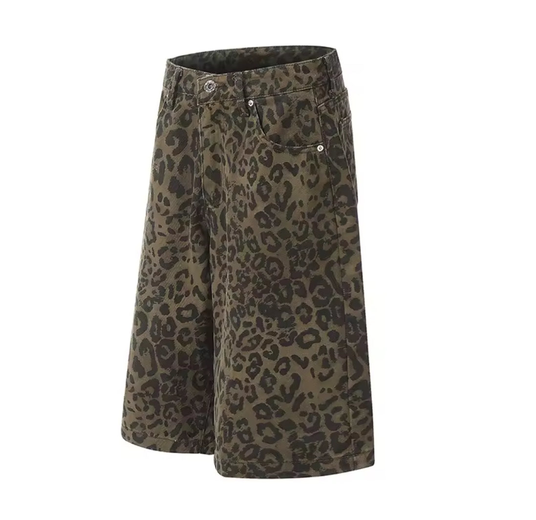 Leopard Jorts