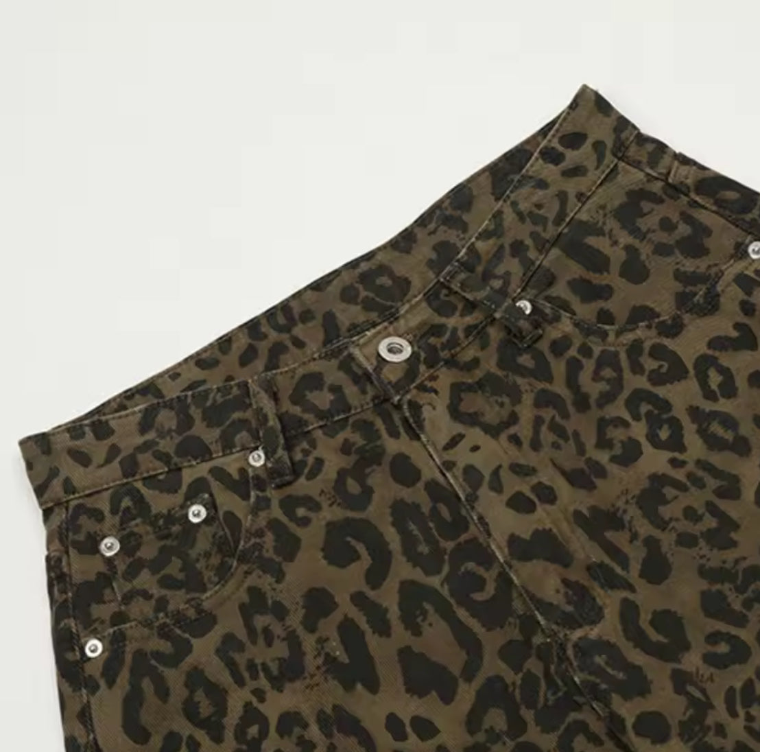 Leopard Jorts